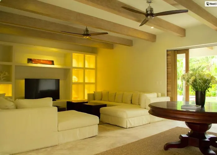 Beachfront In Villa *