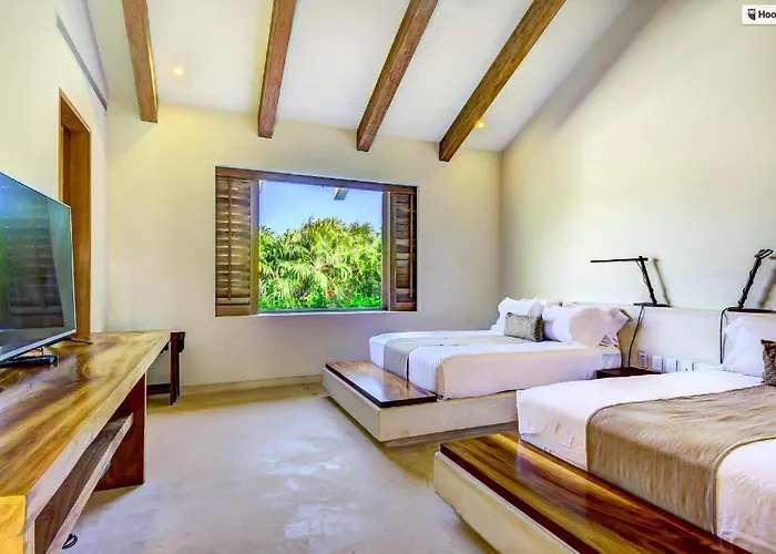 Beachfront In Villa *